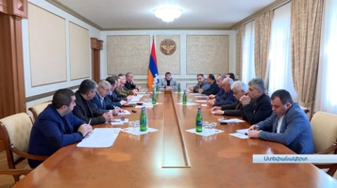 Պայմանավորվածություններ ձեռք չեն բերվել. Արայիկ Հարությունյանը մանրամասներ է հայտնել ԱԽ նիստին