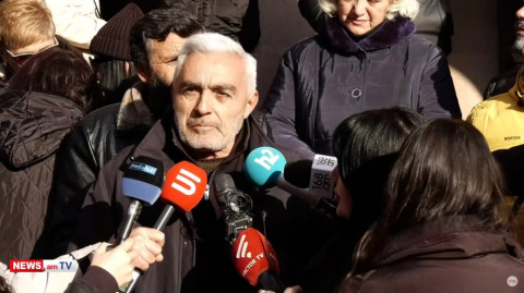 Ալեն Սիմոնյանը թող գնա, մի գիշեր զինվորների հետ մնա, հետո եթե մարդ լինի, ճիշտը կասի. զոհվածի ծնող