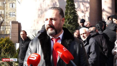Խուդինյանը ոստիկանության անունից ներողություն է խնդրել բռնության ենթարկված ծնողներից. փաստաբան