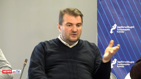 Հայաստանում քաղաքական գործընթացները թելադրում է Բաքուն. Արգիշտի Կիվիրյան