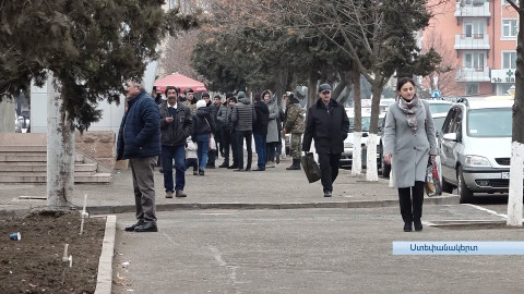Փակված ընկերություններ, դժվարությամբ աշխատող արտադրամասեր. շրջափակված Արցախում ճգնաժամը խորանում է