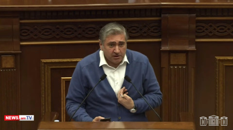 Ryanair–ը մտավ Հայաստան, կաթի վրայից սերը սրբեց, տարավ, մեր ավիաընկերությունները չկան. ընդդիմադիր