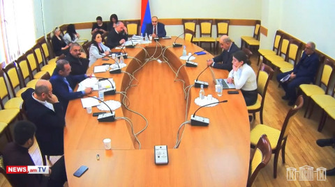 «2 տարի ձեզ ոչ մեկը չէր տեսնում». լեզվակռիվ Վլադիմիր Վարդանյանի և Արծվիկ Մինասյանի միջեւ