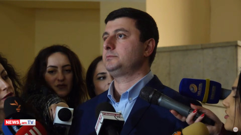 «Եթե անգամ բանակցողը Արայիկ Հարությունյանը չէ, նրա գիտությամբ են հանդիպումներն ընթանում». Տիգրան Աբրահամյան