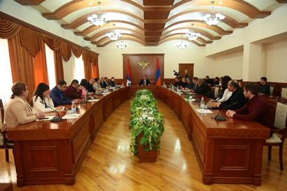 Արցախում 270 տոննա հումանիտար բեռ կա. բաշխմանը կներգրավեն կամավորները