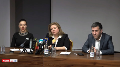 Ի՞նչ առանձնազրույց են ունեցել Զարուհի Նախշքարյանը եւ Կարեն Անդրեասյանը