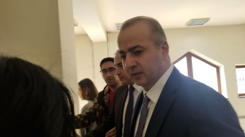 ԱԱԾ տնօրենը հրաժարվեց պատասխանել բանակում եւ ԱԱԾ–ում 5–րդ շարասյան մասին հարցին