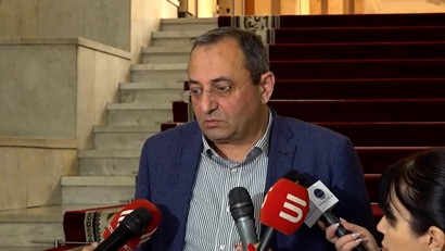 ՌԴ-ն ասում է՝ բանակցության միջնորդը ես եմ, ինչու եք առանց ինձ Պրահայում համաձայնության եկել.Մինասյան