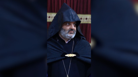 «Ինչպես մեր երկիրը ֆիզիկապես նման է մեծ աղբանոցի, այդպես էլ մեր կյանքն է նման հոգևոր մեծ աղբանոցի»