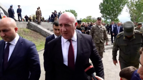 Առաջնագծում իրադրությունը հարաբերականորեն կայուն է. ՊՆ փոխնախարար