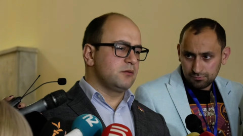 Բանակցային սեղանին այն լուծումն է, որը ենթադրում է Արցախի հայտնվելն Ադրբեջանի կազմում. Մամիջանյան