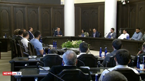 Որոշում եմ կայացրել, հուսամ՝ այդ որոշումը կպաշտպանեք․ Փաշինյանը՝ մարզիկներին