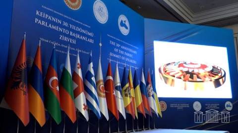 «Ելույթի ընթացքում ադրբեջանցիները տաքացան». ՔՊ-ական պատգամավորները՝ Անկարայի գագաթանժողվից են պատմել