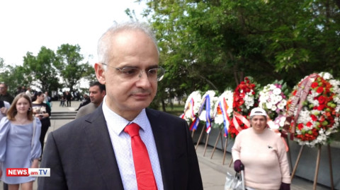 Ղարաբաղյան կարգավորման երկու նախաձեռնությունները մրցակցում են և միմյանց խանգարում. Լևոն Զուրաբյան