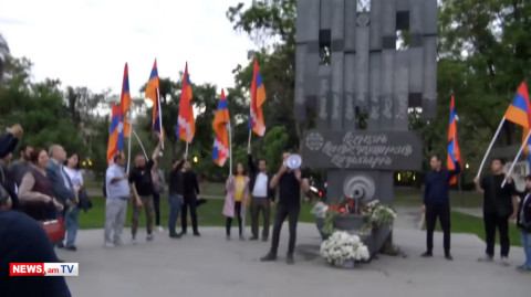 «Պահենք Արցախը, պահենք Հայաստանը». ակցիա «Նեմեսիս» հուշարձանի մոտ