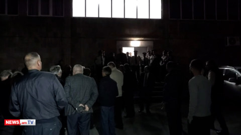 «Դավաճան դատավոր». Գրիգորի Խաչատուրովի աջակիցները դժգոհ են դատարանի որոշումից