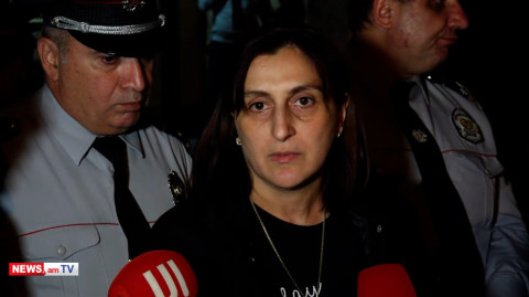 «Աշոտիկ, լավ տղերքը «Եռաբլուրում» են, լավ տղերքը բոմժի նման չեն քայլում փողոցում. զոհվածի մայր