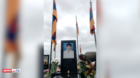 Քաղաքացին այցելել է կալանավորված Գայանե Հակոբյանի որդու՝ Ժորա Մարտիրոսյանի շիրիմին