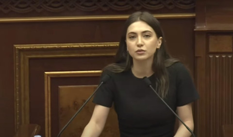 «Մեզ թուրքերը կադաստրի վկայական պիտի տա՞ն, հետո էլ ամեն մեկս տան շինթույլտվություն պիտի ստանա՞նք». Աննա Մկրտչյան