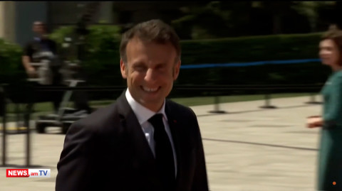 Macron does not respond to question on Armenian-Azerbaijani conflict
