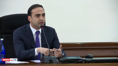 Փոսերի անուն էլ չլսեմ, մի անգամ էլ լսեցի, ինձնից չնեղանաք. Ավինյանը բարկացավ