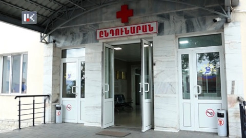 Ծայրահեղ ծանր վիճակում գտնվող մեկամյա երեխան Արցախից ուղղաթիռով Հայաստան տեղափոխվեց