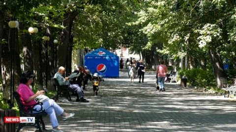 Ավելի լավ է զոհվենք, քան Արցախը հանձնենք․ քաղաքացիները՝ Արցախի շրջափակման մասին
