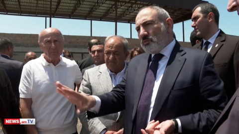 «Ա՜ դե ճանապարհն էսօր մեր ամենակարեւոր գործերից մեկն ա». Փաշինյանն Արարատի մարզում է