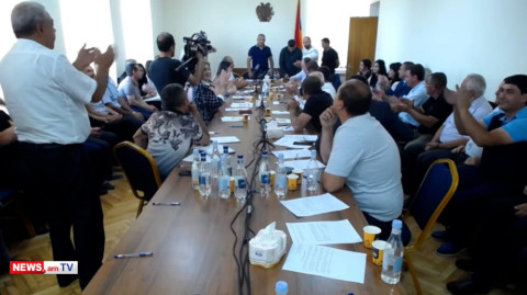 Ախուրյանի հիվանդանոցի ՔՊ–ական տնօրենն ընտրվեց համայնքապետ