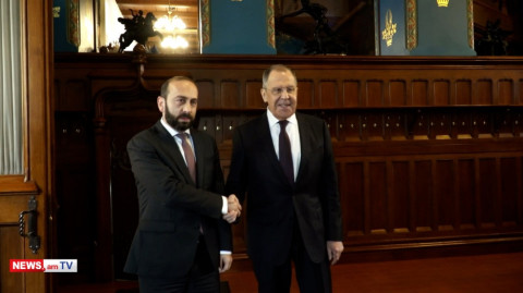 Մոսկվայում Միրզոյանն ու Լավրովը քննարկել են ԼՂ-ում հումանիտար վիճակի վատթարացման հարցը