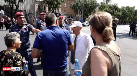 «Գնա Բաքվում քո ակցիան արա». Քաղաքացին՝ անհետ կորածի ծնողին