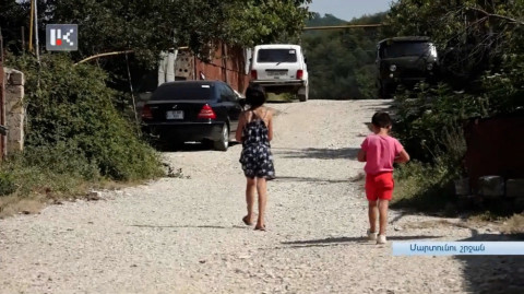 Ապրելն էն ա, որ խոխան միրգ ուզի, կարանաս առնես, ալյուր և աղ էլ չունենք, հաց թխենք. կյանքը Նորշենում