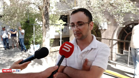 «Կարմիր խաչը թողնում է՝ մարդ տանեն իր վրայից». ուսանողները փակել են ԿԽՄԿ–ի գրասենյակի մուտքերը