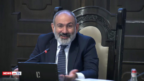 Ծխողի համար դիսկոմֆորտ ենք ուզում ստեղծել, բայց ի հեճուկս մեր որոշմանը՝ ծխում են. Փաշինյանը՝ ՆԳ նախարարին