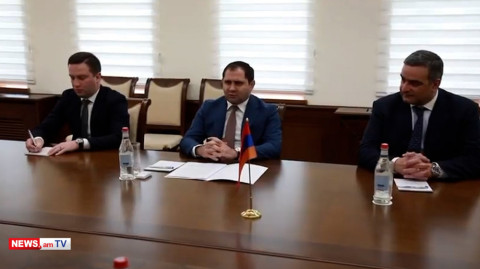 Պապիկյանն ընդունել է ԱՄՆ դեսպանության ռազմական կցորդին