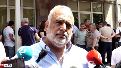 Արմեն Աշոտյանը քաղբանտարկյալ է. պահանջում եմ ազատ արձակել նրան. Րաֆֆի Հովհաննիսյան