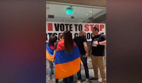 Los Angeles Armenians stage protest outside France consulate