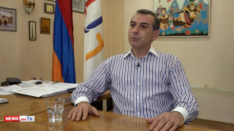 «Սիրտդ տուր Երևանիդ». Երևանի ավագանու ընտրությանը «Միացյալ Հայաստանի» կարգախոսը