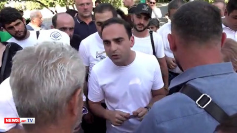 Վարչական ռեսուրսի օգտագործո՞ւմ. Ավինյանը քարոզարշավի ժամանակ հանձնարարականներ է տալիս պաշտոնյաներին