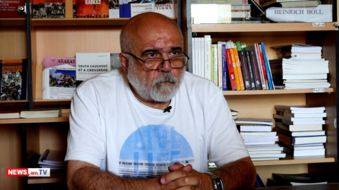 Ի՞նչ լուծման տարբերակներ կարող են լինել Արցախի հարցում. մեկնաբանում է քաղաքագետը