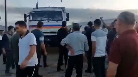 People of Karabakh do not allow Russian peacekeepers to cross over to Azerbaijan side
