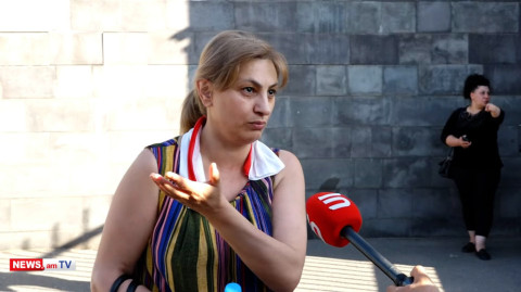 Խաբեբայությամբ տղուս տարել ես, հանձնել թուրքին, բեր տուր ինձ տղուս. անհետ կորածի մայրը՝ Պապիկյանին
