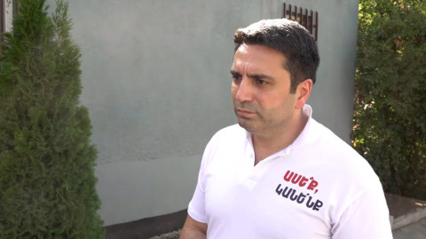 Իր անգործությամբ Ռուսաստանը բլոկադայի մեջ է պահում Լեռնային Ղարաբաղը. Ալեն Սիմոնյան