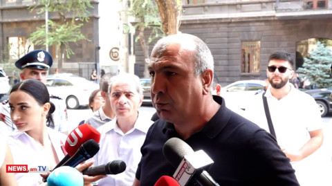 Ջերմուկում զորավարժություն անցկացրեք Ռուսաստանի եւ Իրանի հետ. ակցիա Կառավարության դիմաց