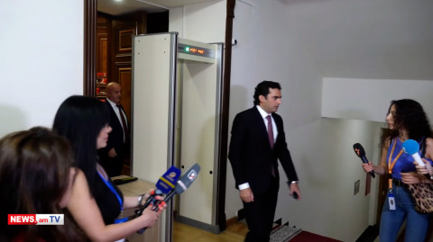 Հակոբ Արշակյանն անարձագանք թողեց Ռուսաստանի հետ լարված հարաբերությունների մասին հարցերը