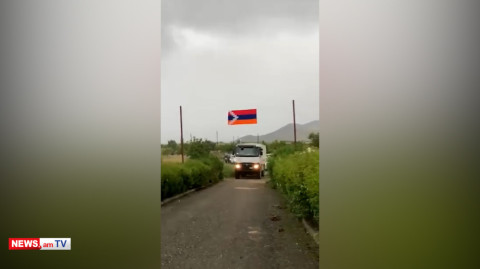 Կարմիր խաչն Ակնայով Ստեփանակերտ օգնություն է հասցնում