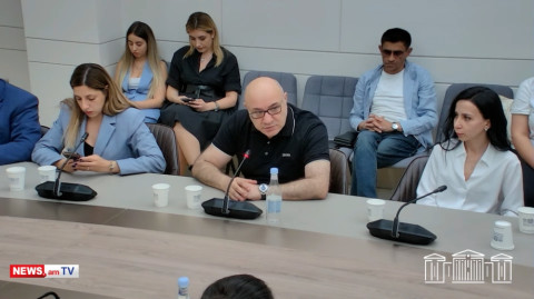 Մարտական գործողությունները հայրենասիրական ելույթներով չենք դադարեցնի․ Գուրգեն Արսենյան