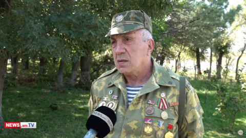 Խելքը գլխին մի հրամանատար ունենանք, սրբելով մինչեւ Բաքու կմտնենք. ազատամարտիկ