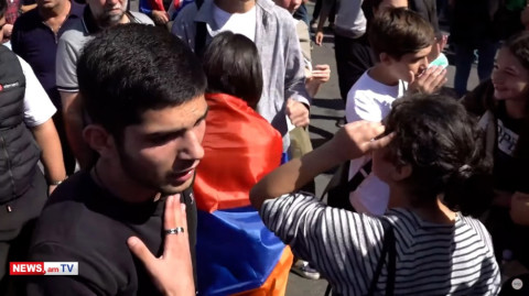 Ես 4 եղբայր եմ կորցրել, Փաշինյանի կառավարությունը փալաս է. ակցիայի անչափահաս մասնակից