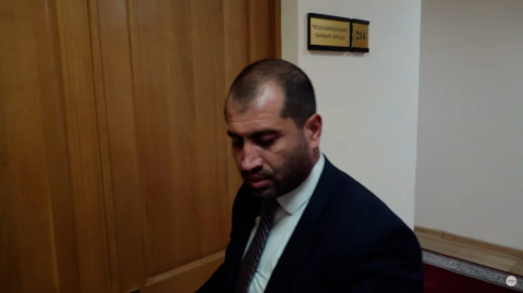 Իմ հեռախոսը 24 ժամ միացած ա, կարող եք զանգել. ՔՊ-ականը՝ ընդդիմությանը